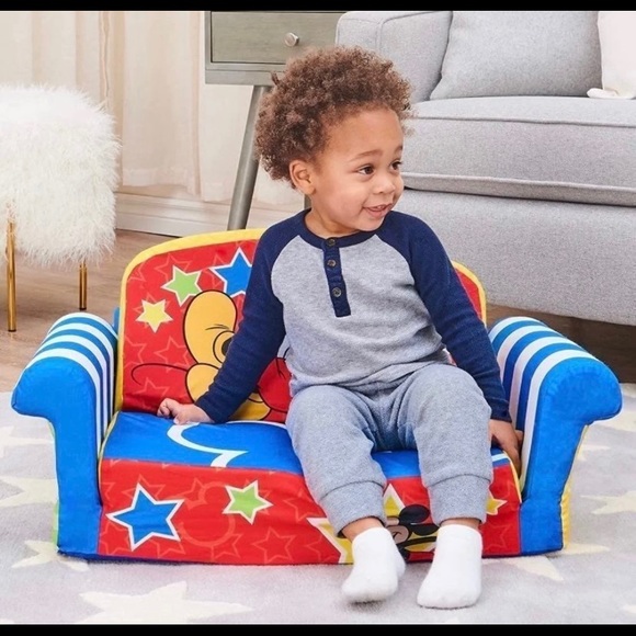 SOLD!! Mickey Mouse sofa - Picture 2 of 12